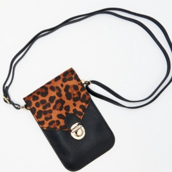 Handbags - 🌟HOST PICK Phone Crossbody🌟
